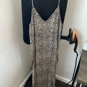 Women’s Dress - Size L - Motel